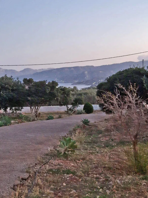 Sea-View Two-Bedroom Villa for Sale in Agios Nikolaos, Lasithi — photo 3