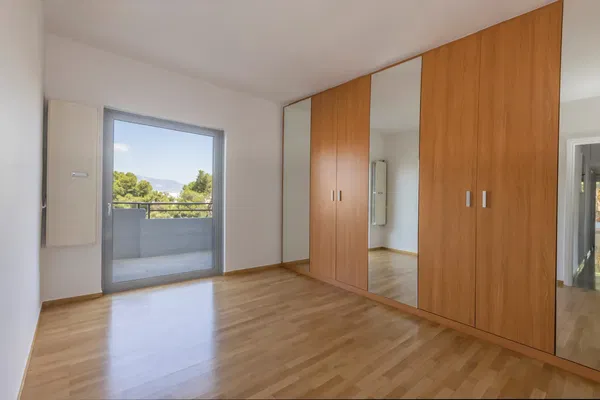 180 m² Apartment with Two Bedrooms for Sale in Agia Paraskevi Athens, Athens Northern suburbs — photo 4