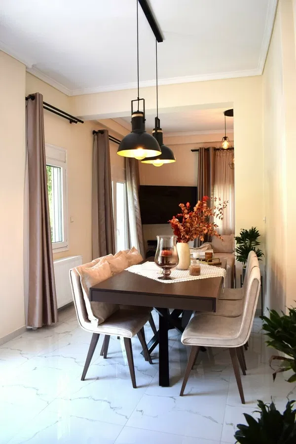 93 m² Two-Bedroom Apartment for Sale in Agia Paraskevi Athens, Athens Northern suburbs — photo 2