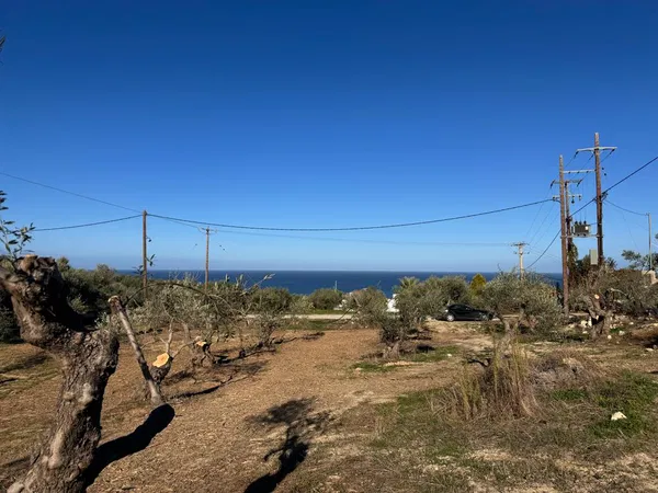 2,300 m² Land for Sale in Maleme, Platanias