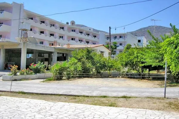 2,400 m² Plot for Sale in Hersonissos, Heraklion — photo 3