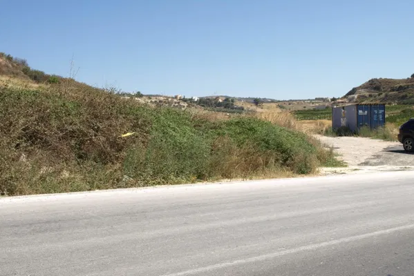 Seafront 22,000 m² Plot for Sale in Voutes, Heraklion — photo 3