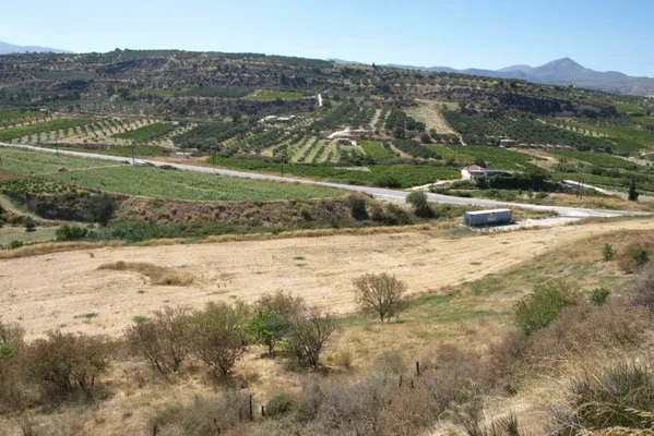 Seafront 22,000 m² Plot for Sale in Voutes, Heraklion — photo 2