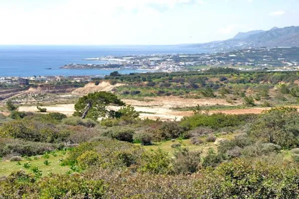 1,400,000 m² Plot of Land for Sale in Makris Gialos, Lasithi