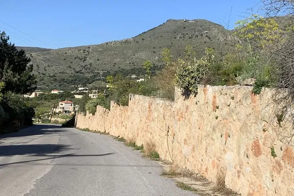 Seafront 23,928 m² Plot for Sale in Megala Chorafia, Chania — photo 5