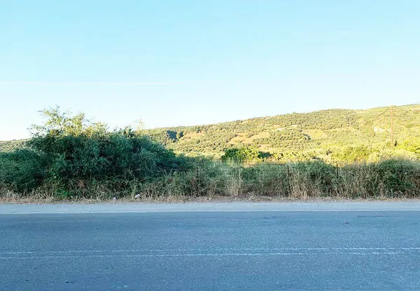 Seafront 1,285 m² Plot for Sale in Voukolies, Platanias — photo 2