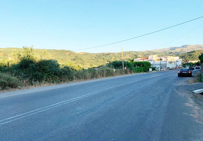 Seafront 1,285 m² Plot for Sale in Voukolies, Platanias