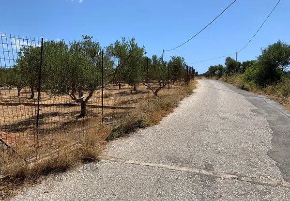 Seafront 9,500 m² Plot for Sale in Chorafakia, Akrotiri