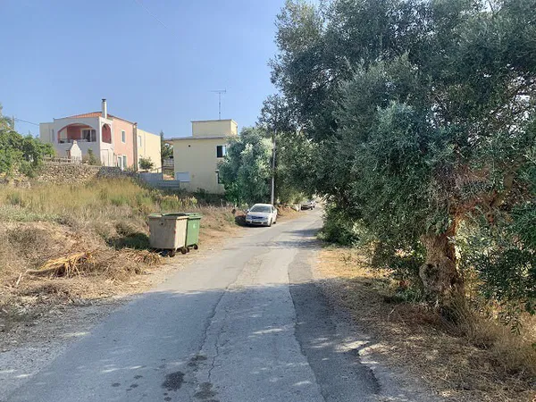 Seafront 1,000 m² Plot of Land for Sale in Modi, Platanias — photo 2