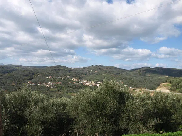 Seafront 400 m² Land for Sale in Vouves, Platanias