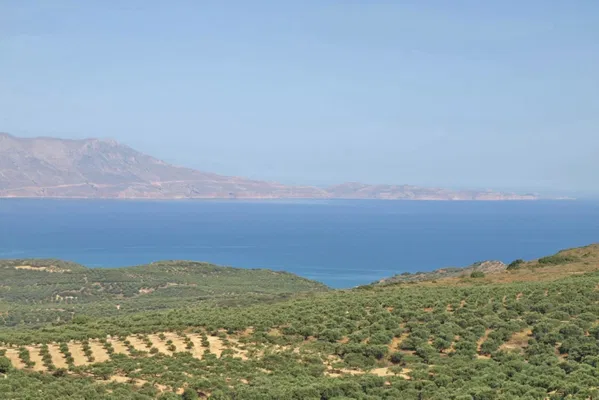 Seafront 68,000 m² Land for Sale in Kalidonia, Platanias — photo 4