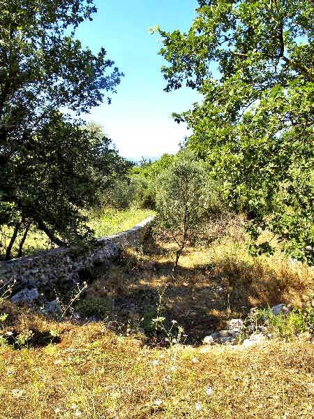Seafront 2,104 m² Plot for Sale in Litsarda, Apokoronas — photo 2