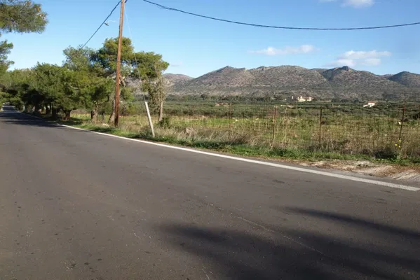 Seafront 12,400 m² Land for Sale in Agia Triada, Akrotiri — photo 5