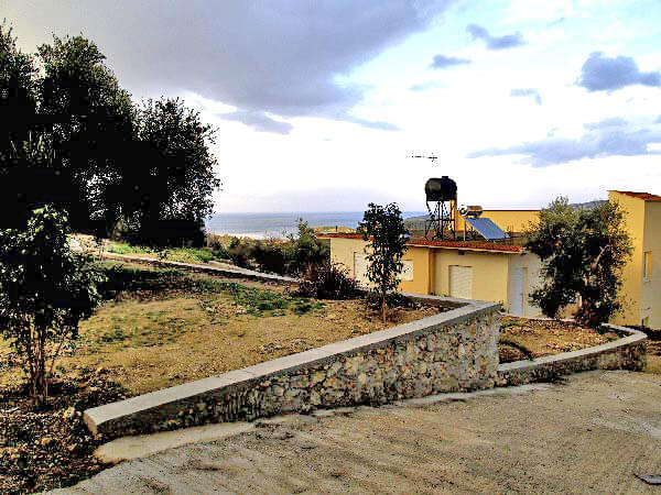 Seafront 2,033 m² Plot for Sale in Tsivaras, Apokoronas