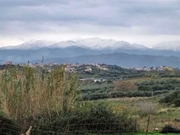 28,000 m² Plot for Sale in Stalos, Chania