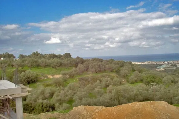 Seafront 27,700 m² Plot for Sale in Missiria, Rethymnon — photo 2