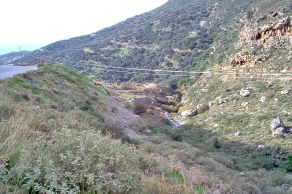Seafront 100,000 m² Plot for Sale in Myrthios, Rethymnon — photo 2